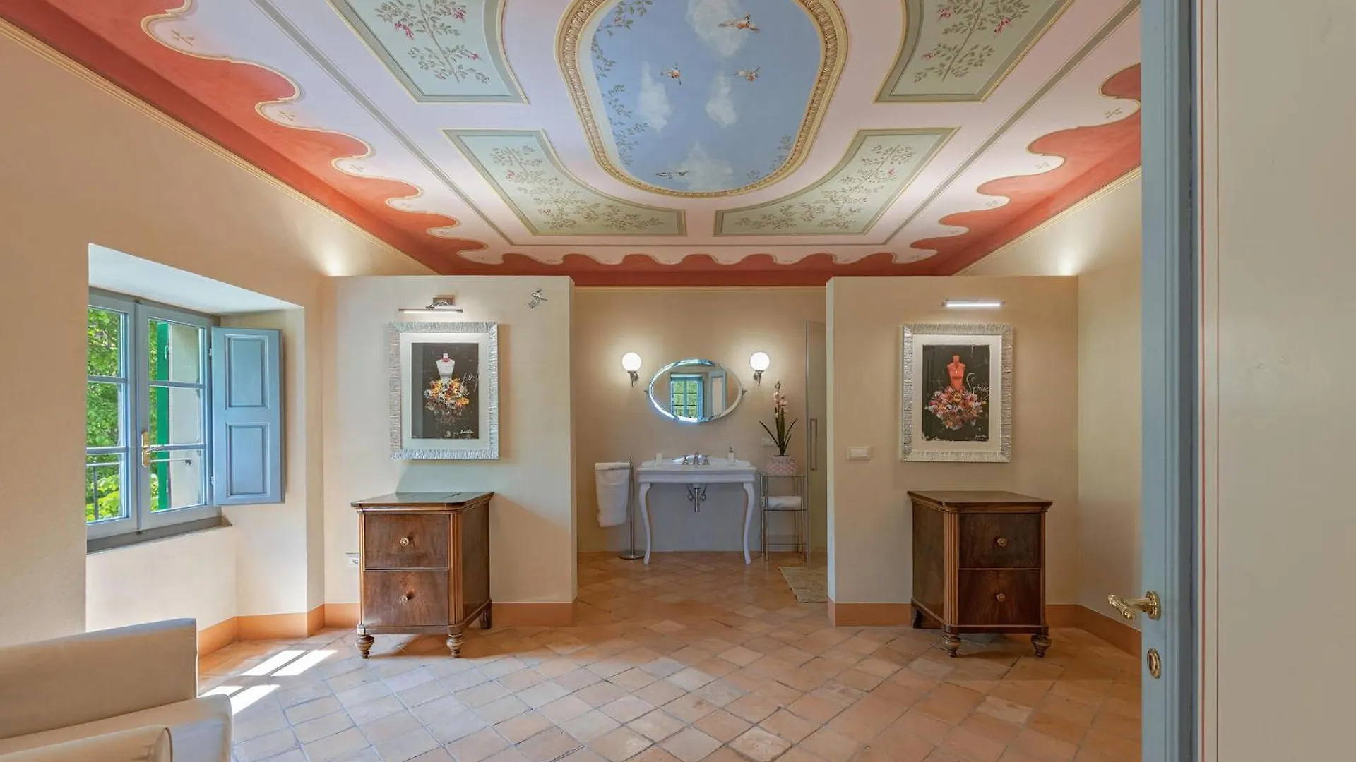 Lovely Home In Monterchi With Jacuzzi 0*,  意大利