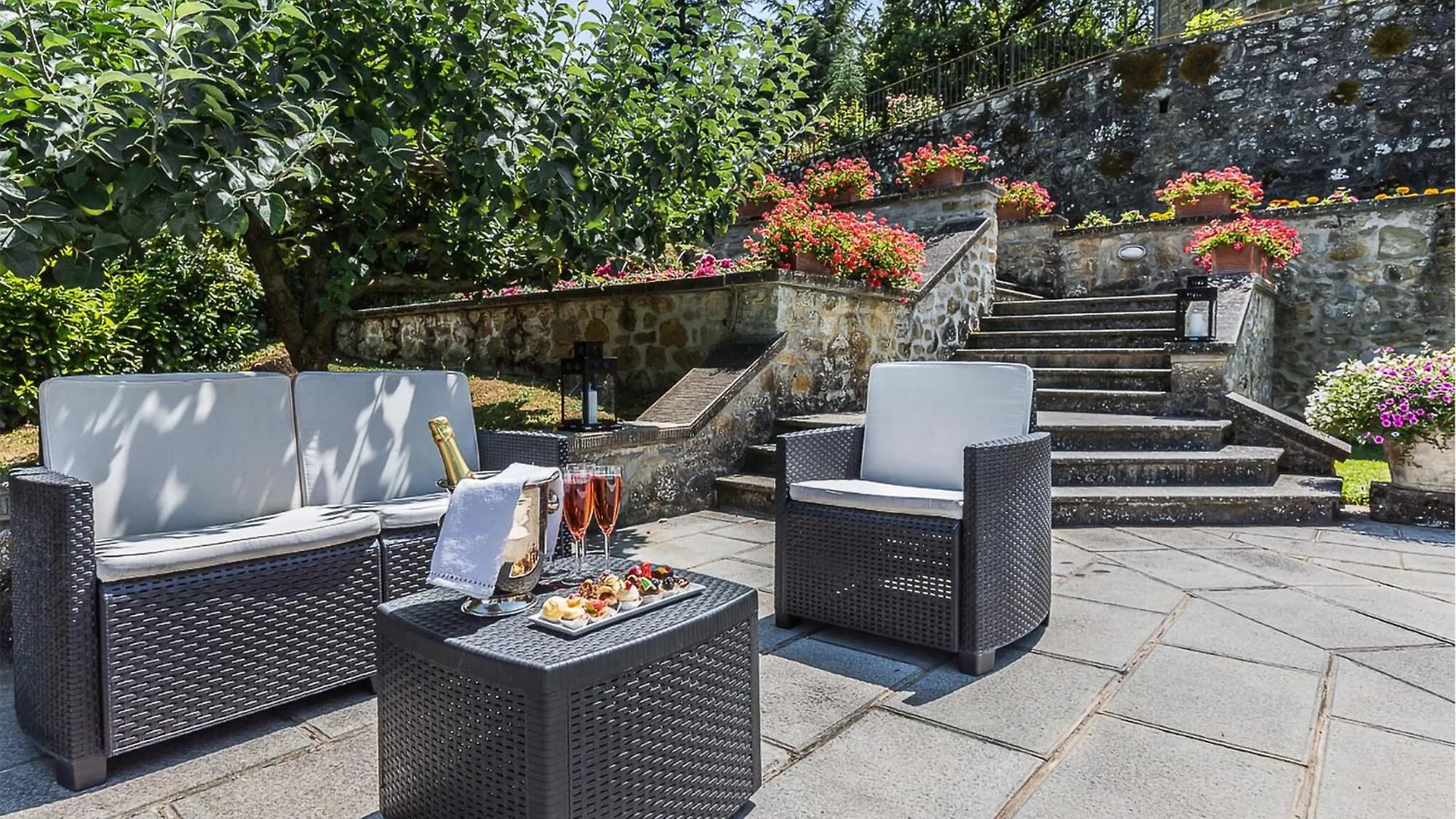 Lovely Home In Monterchi With Jacuzzi 0*,